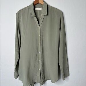Everlane THE MUST-HAVE SHIRT SILK Soft Green Long Sleeve Button Up  SIZE 12